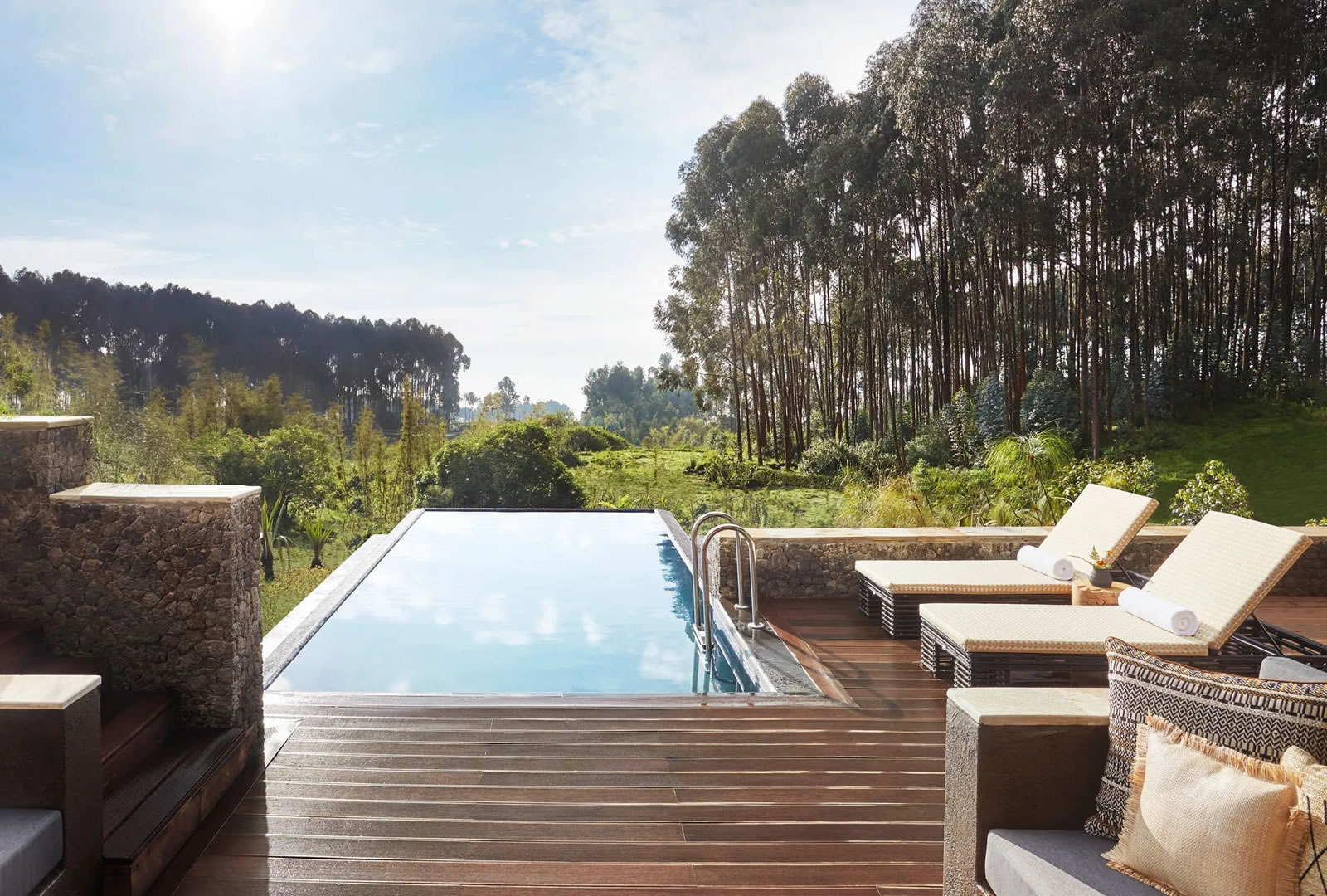 11 Days Grasslands, Savannahs & Primates 