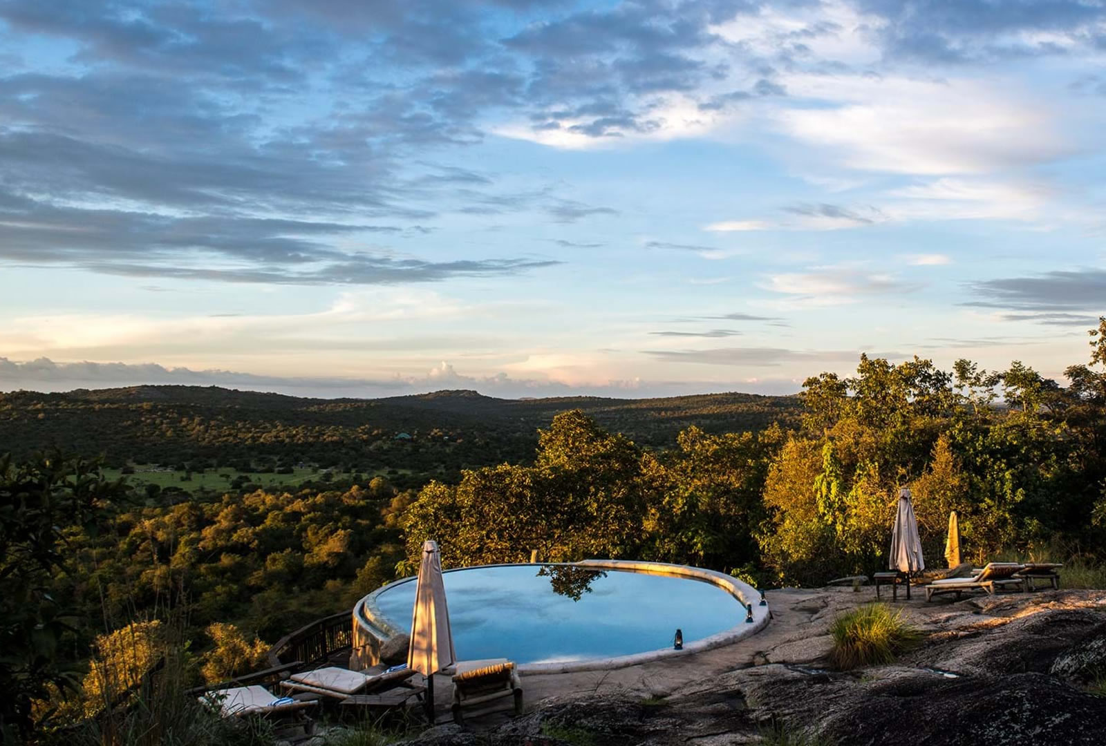 13 Days Uganda Wildlife & Primate Expedition